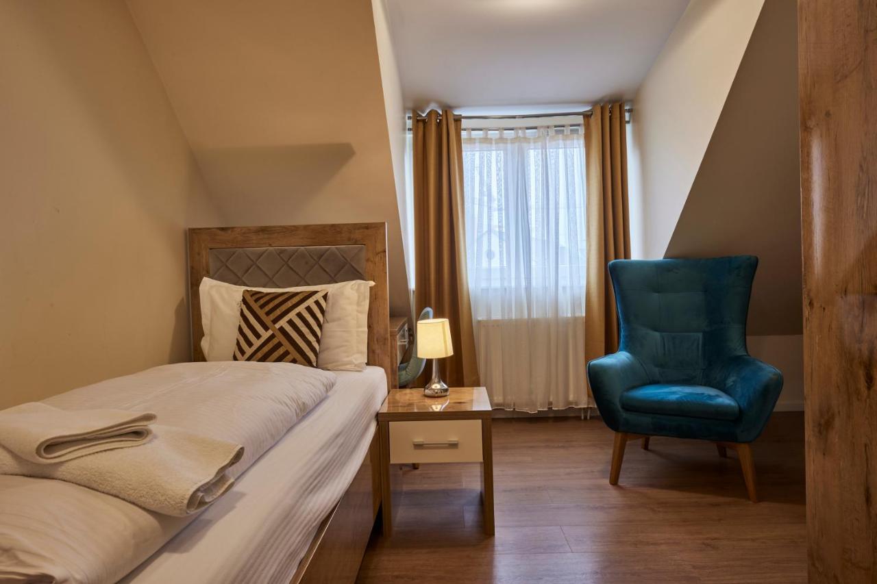 Hotel Isha Frankfurt am Main Exterior photo